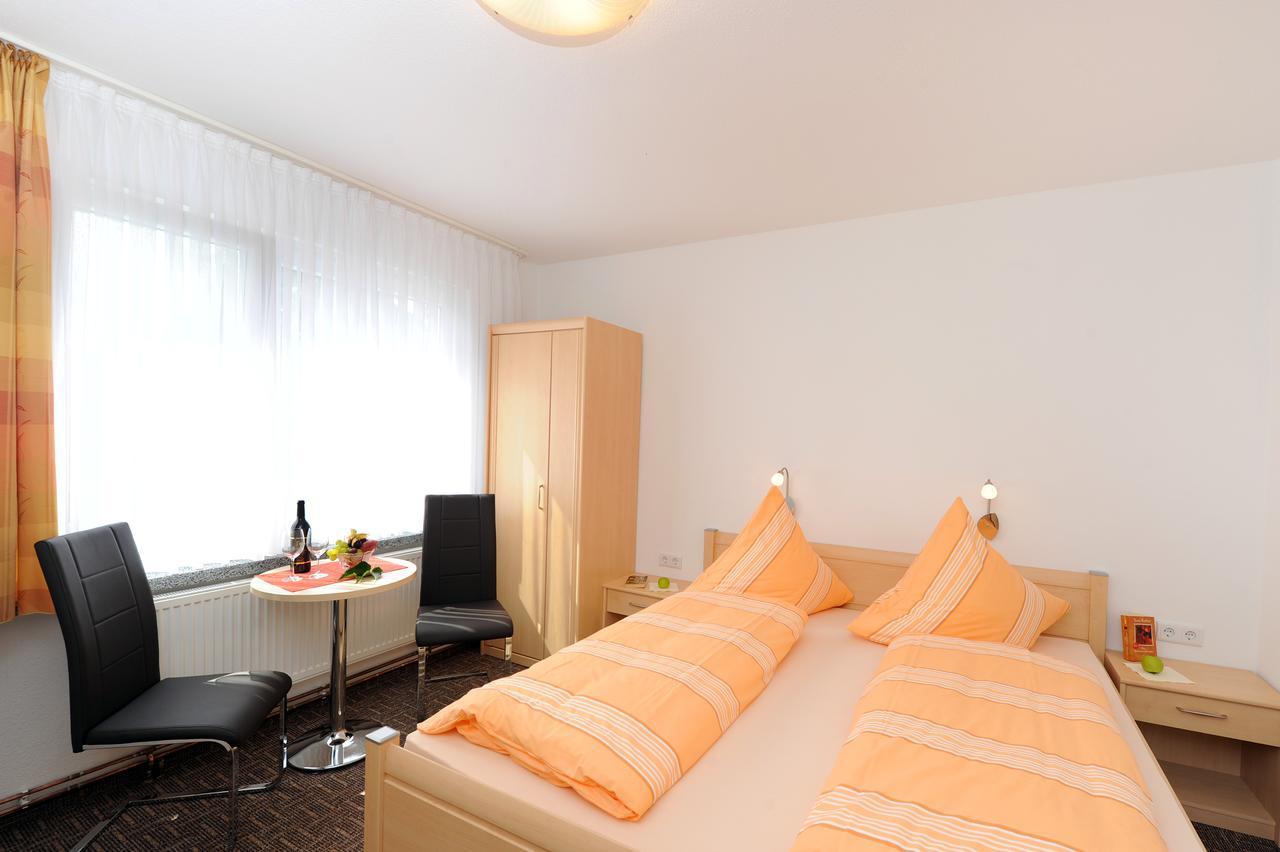 Hotel Zum Birkenhof Stechlin Esterno foto